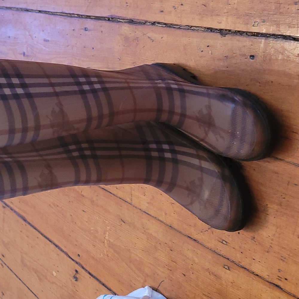Burberry  Boots - Picture 5 of 5